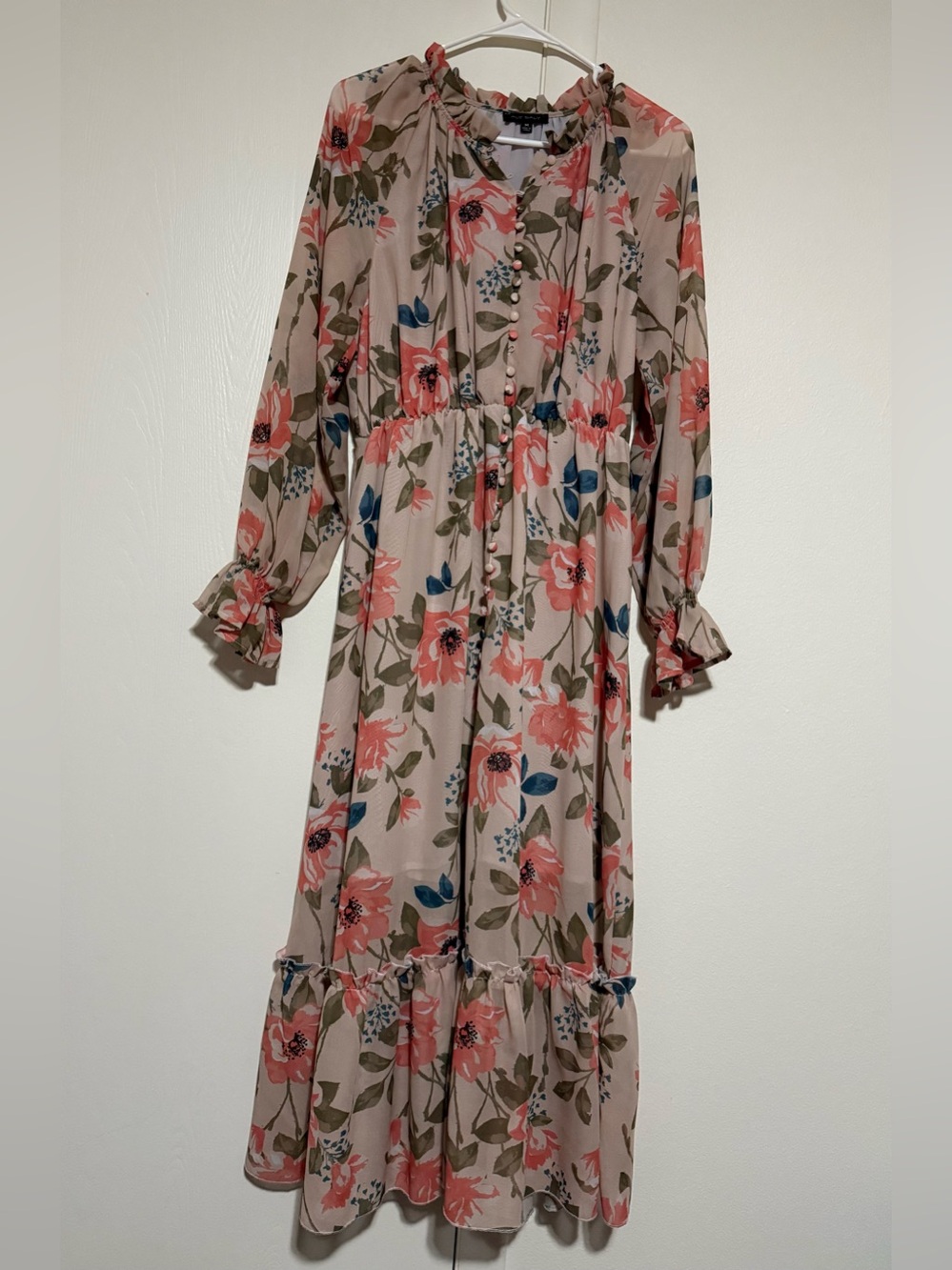Tan said pink long sleeve floral dress size M